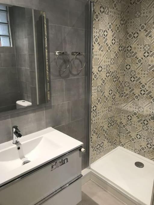 Apartamento Bienvenue Chez Moi Calais Exterior foto